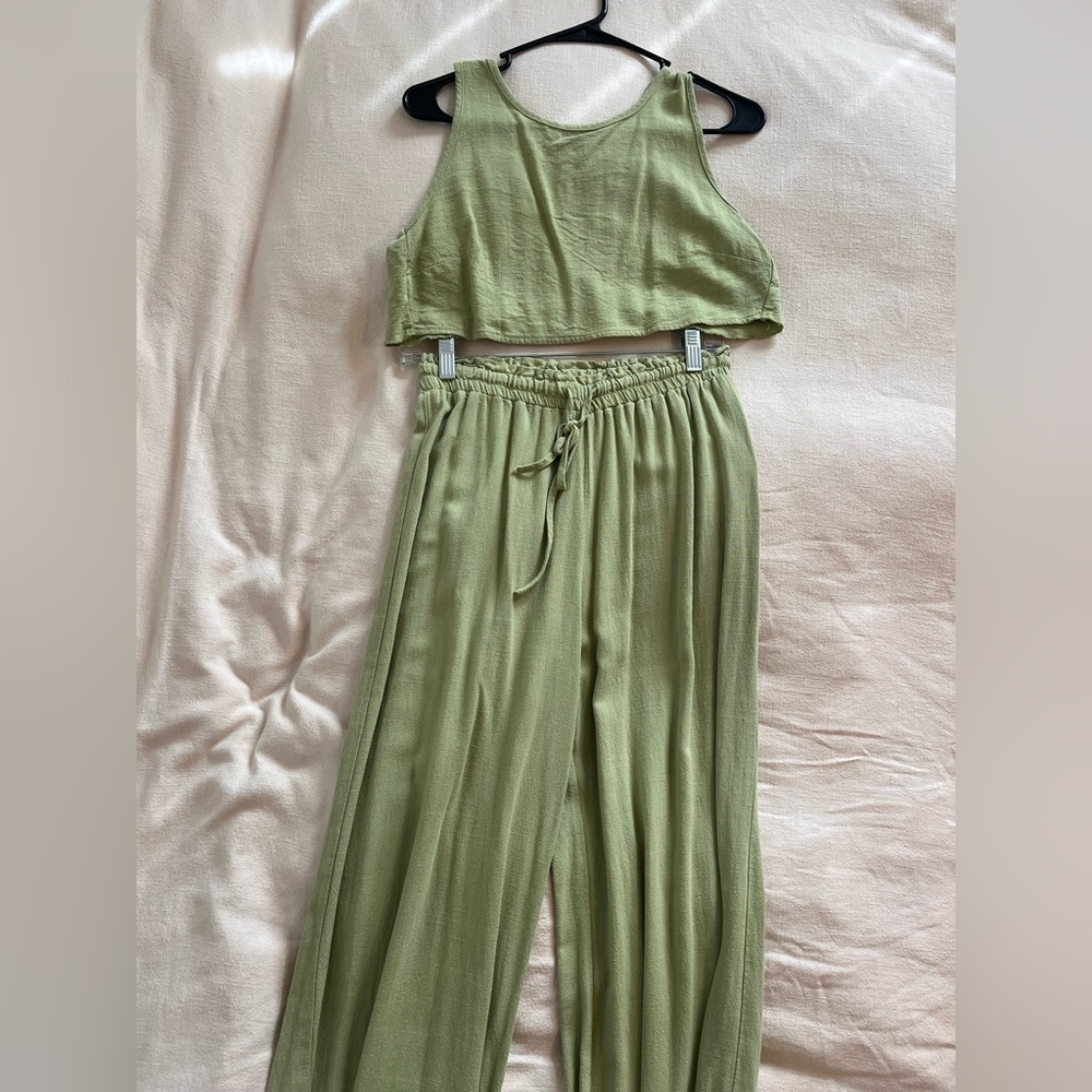 Fashion Nova 2-piece set